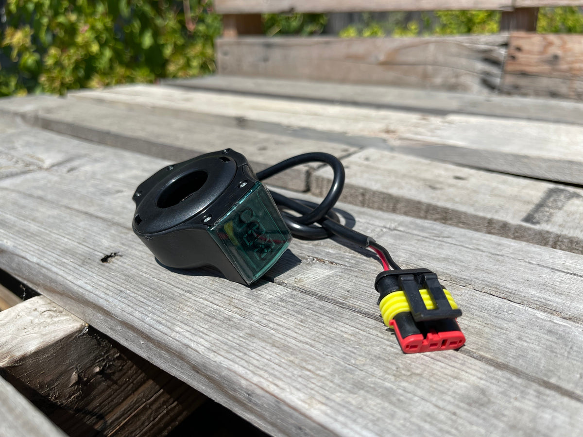 Volt Meter (Handlebar Mounted) - product view 1