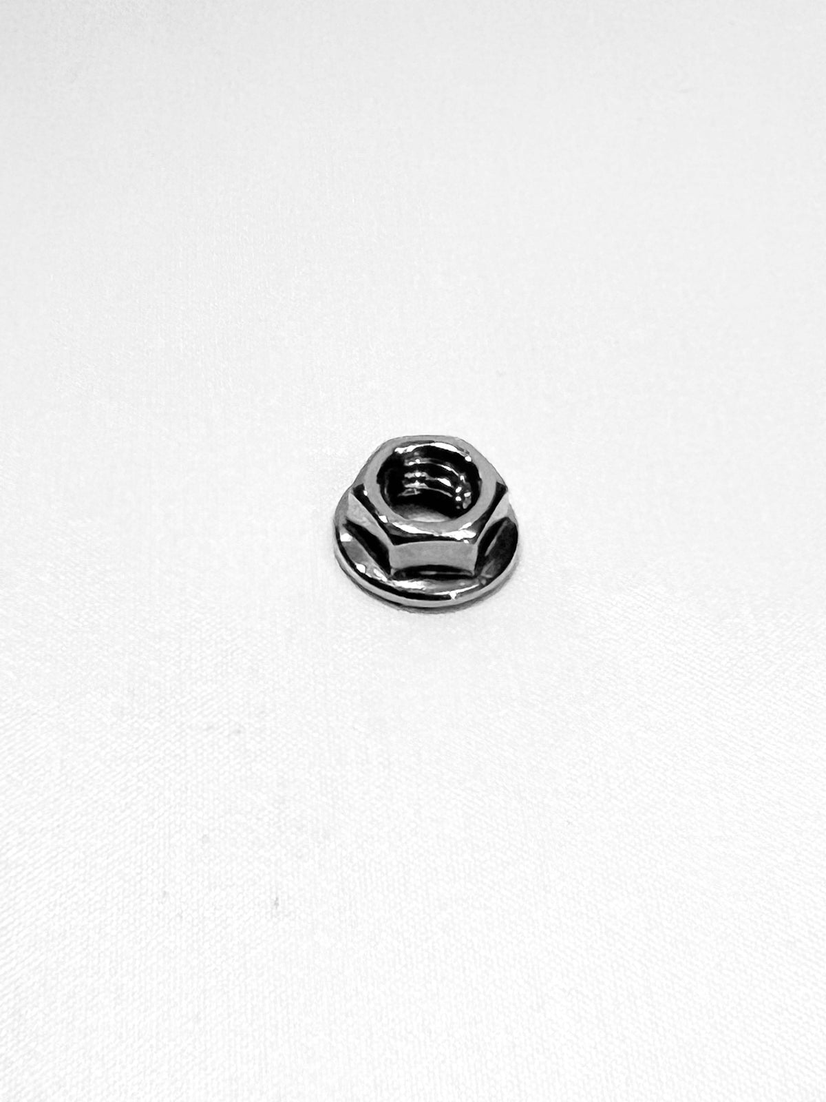 M6 Flanged Nut
