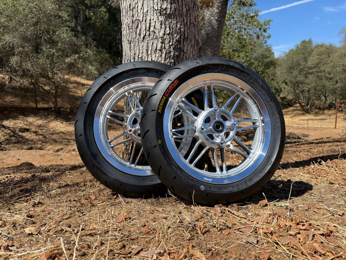 E&C 8-Ball Mag Wheels - product view 2