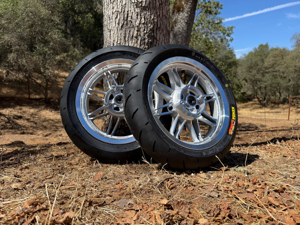 E&C 8-Ball Mag Wheels - product view 4