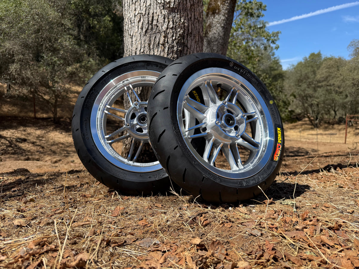 E&C 8-Ball Mag Wheels - product view 4