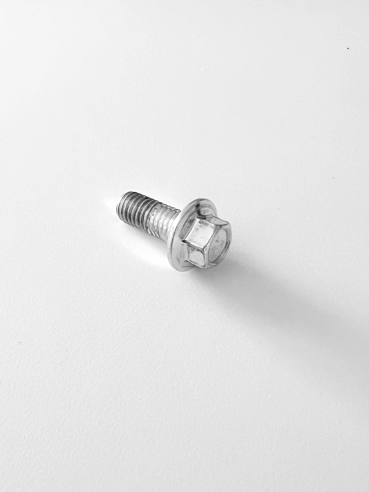 M8x22mm Hex Bolt