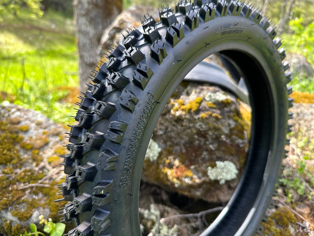 12/10 Inch Moto Tyres - product view 8