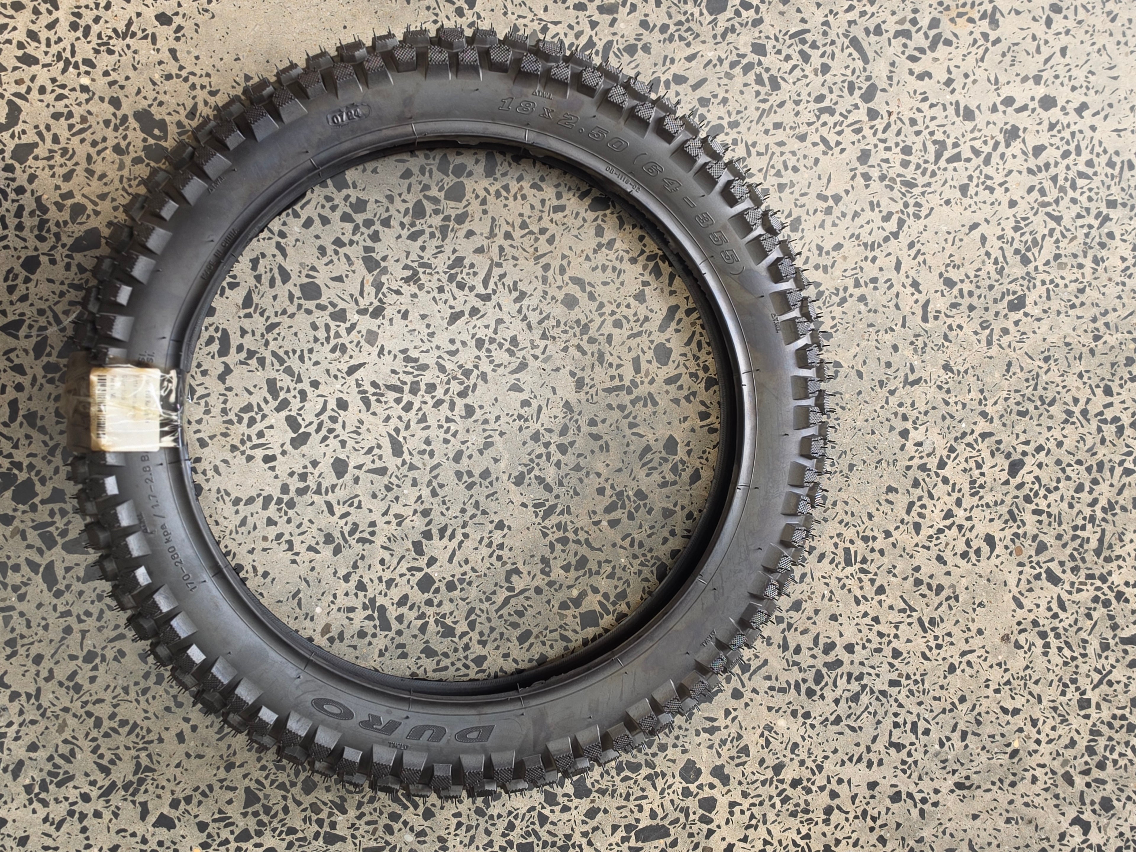 RFN EVO 18" TYRE