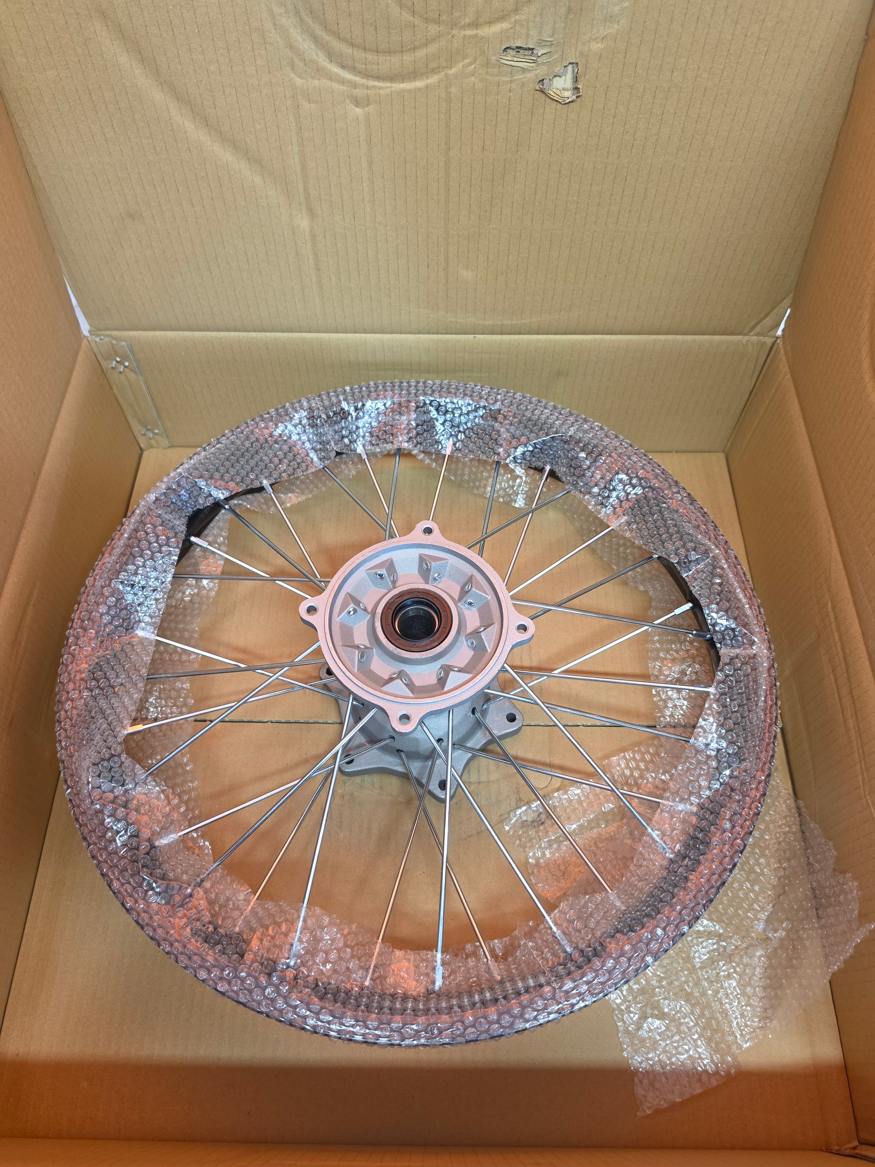 APOLLO THUNDER 250 REAR RIM 18"