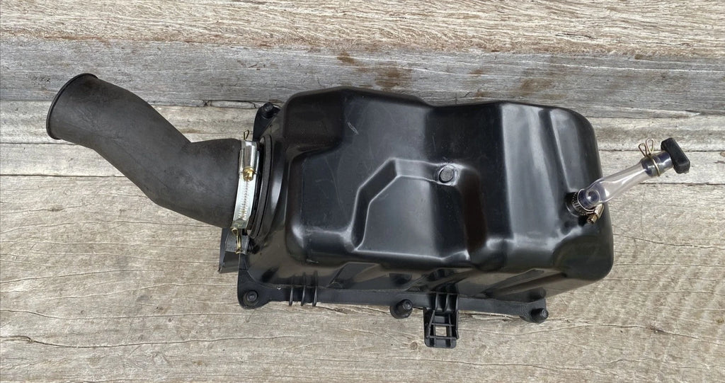 Atomik Krusher 300cc Suits 2WD & 4WD Air Filter Box with air filter 2.5.01.0000