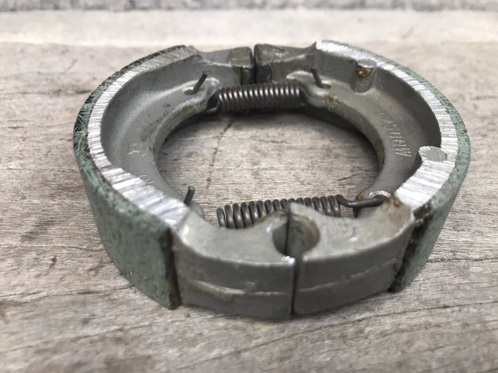 Atomik MotoX50 MotoX 50cc Rear Brake Shoes 1402003010001