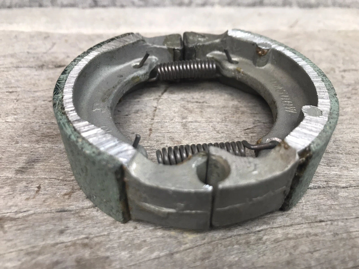 Atomik MotoX50 MotoX 50cc Rear Brake Shoes 1402003010001
