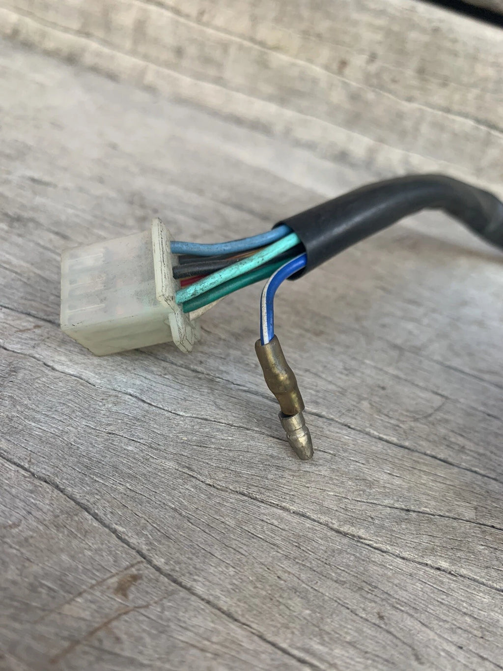 Atomik Krusher 300cc Left Switch Block 5.3.1.0020 2WD Only
