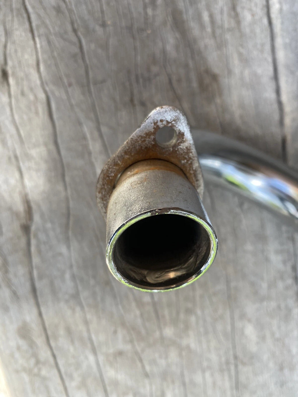Atomik Nitrous Mid 125cc Exhaust Pipe